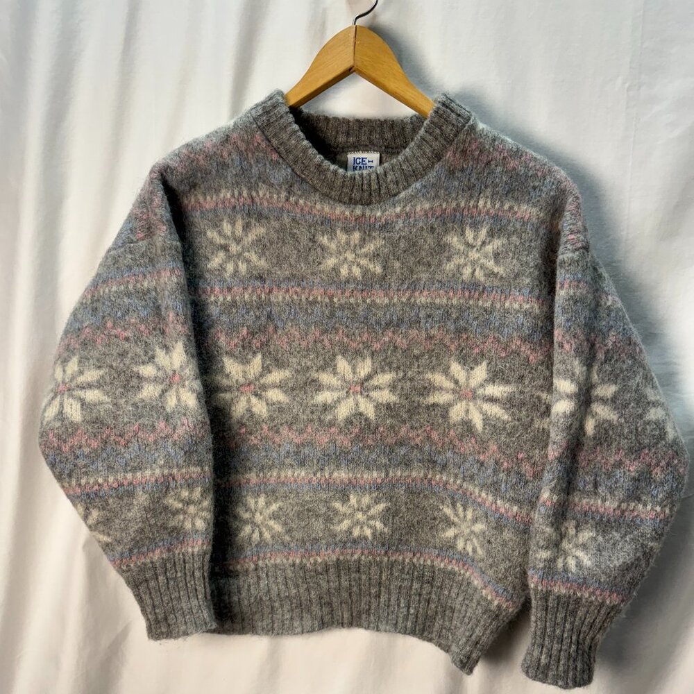 Vintage Ice Knit Wool Blend Sweater Snowflake Fair Isle Gray Cozy Cottagecore